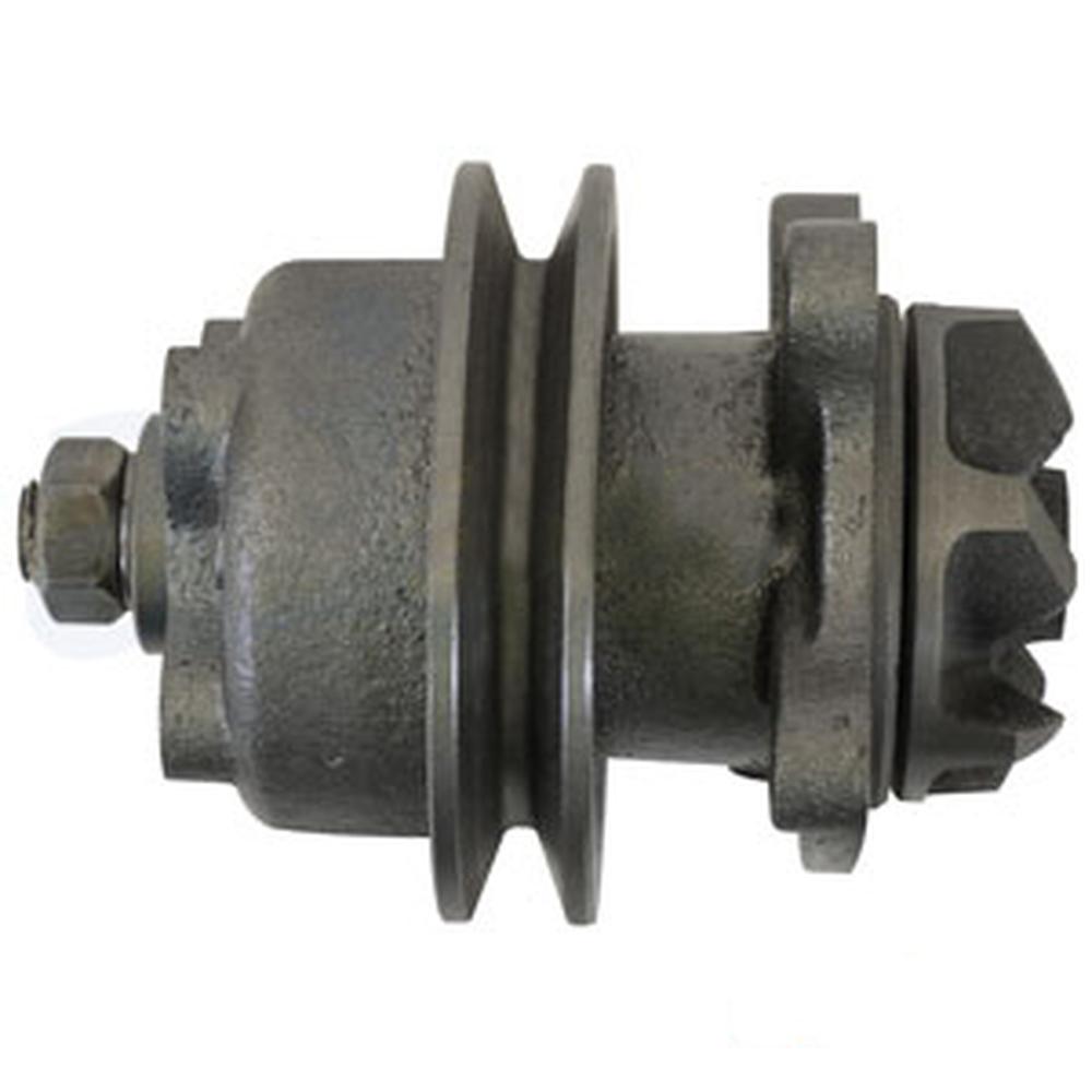 15622-73030 Water Pump w/ Gasket Fits Kubota M4950