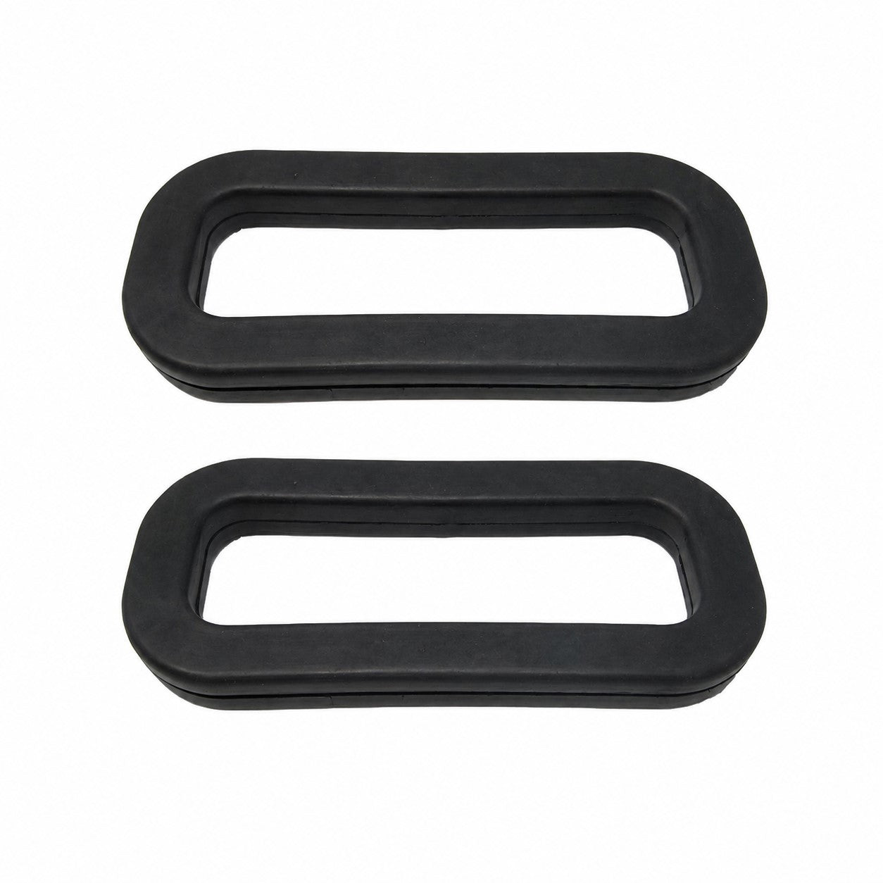 2 FENDER GROMMETS Fits International 826 966 Fits FARMALL 1026 1066 1206 1456