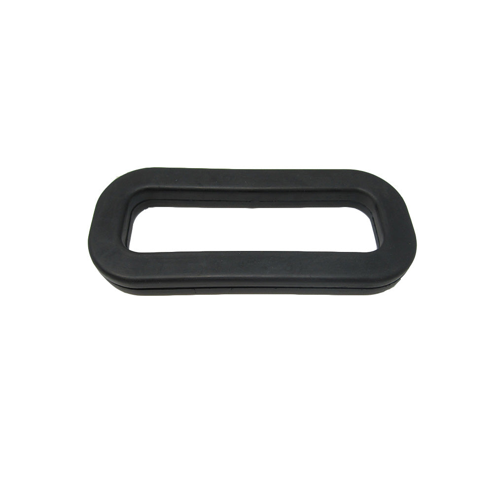 2 FENDER GROMMETS Fits International 826 966 Fits FARMALL 1026 1066 1206 1456