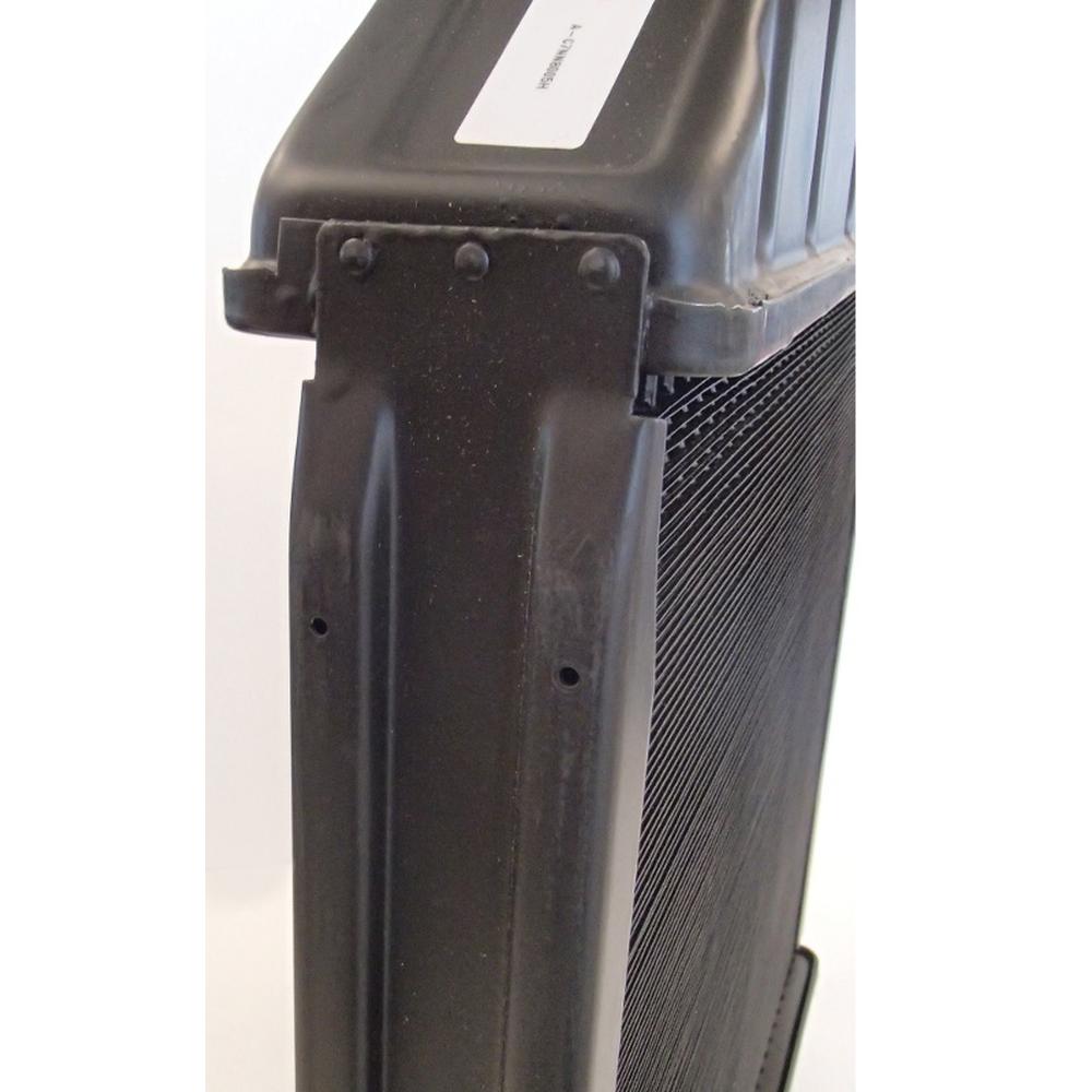 C7NN8005H Radiator Fits Ford Tractor 2000 2600 3000 3400 3500 4000 4100 4400+