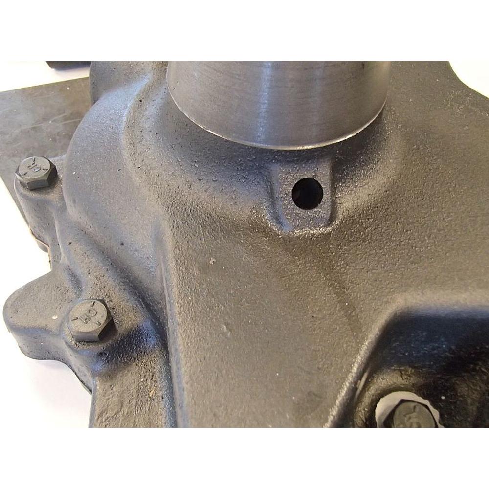 RE31600 Water Pump Fits JD 2955 3050 3055 3155 3255 3350 3650