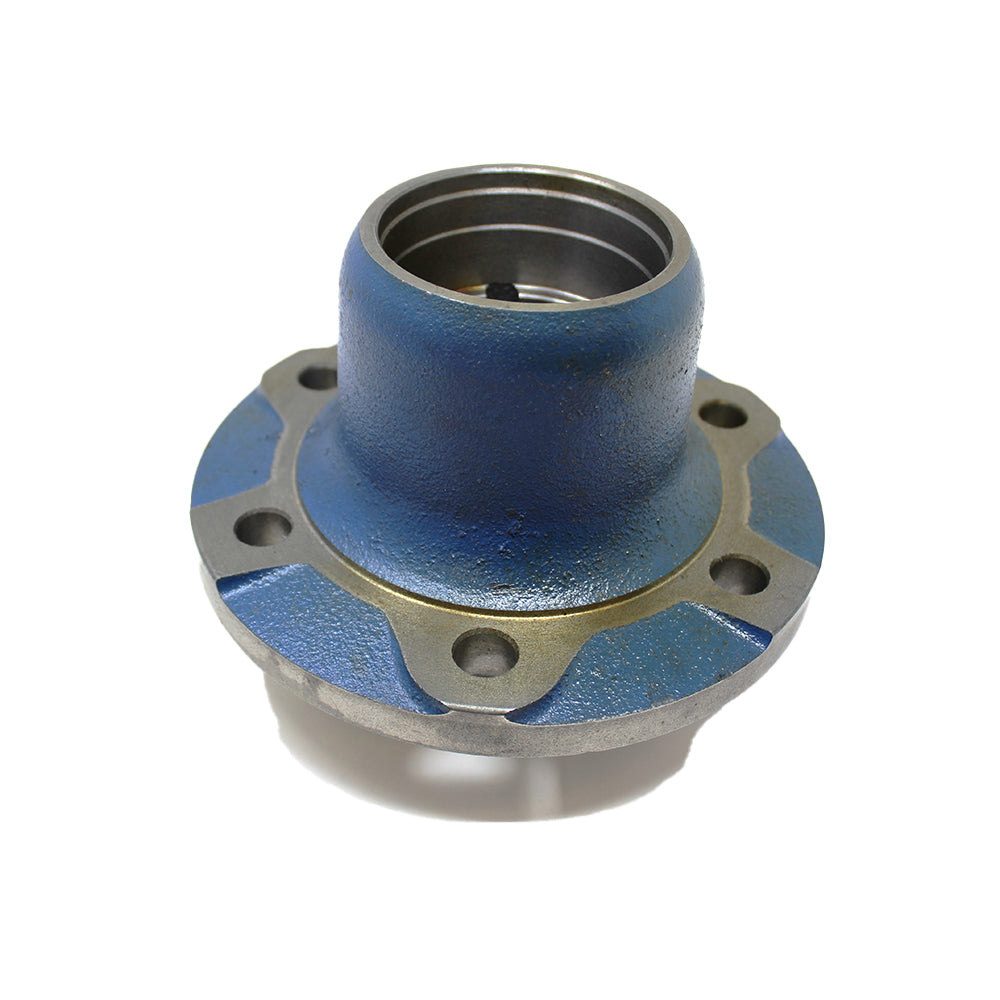 C9NN1104D Fits Ford Tractor Front Hub 5000, 5100, 5200, 7000, 7100, 7200,